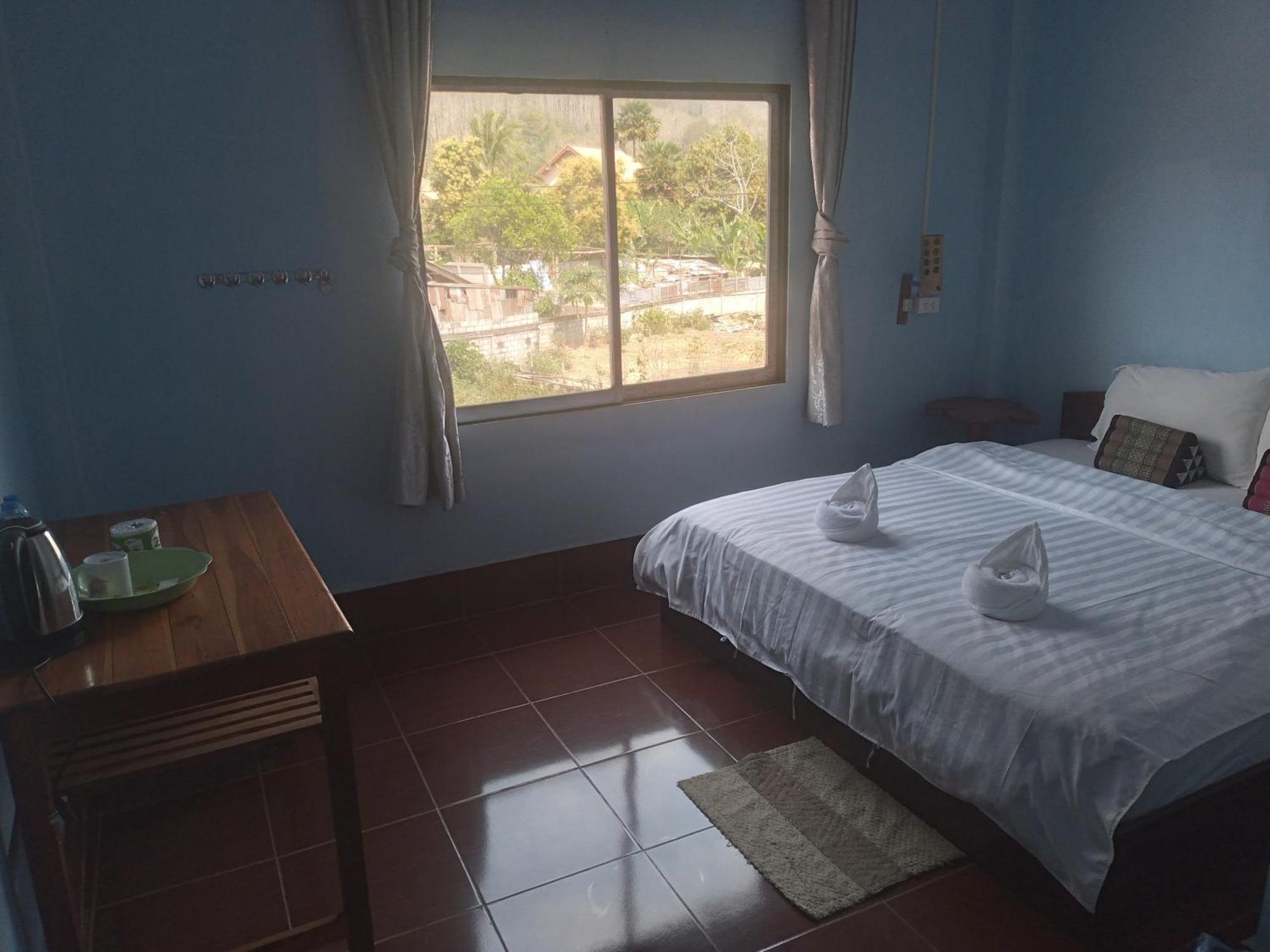 Lamorn Guesthouse Nong Khiaw Ruang foto